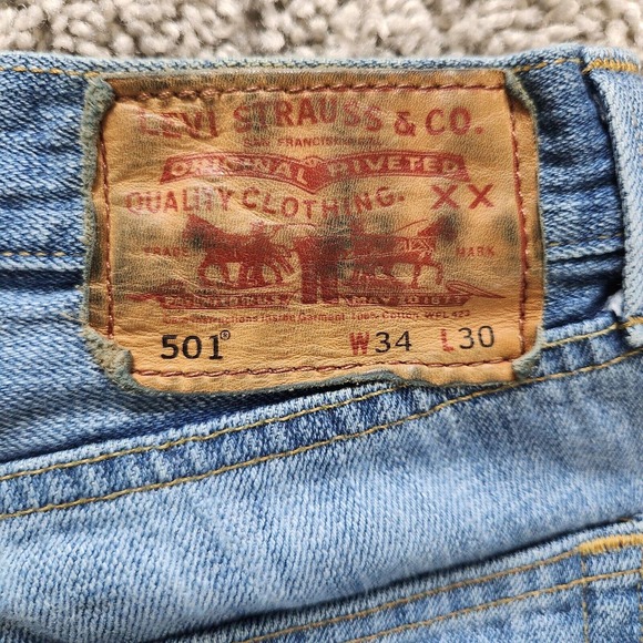 Levis 501 Original Fit Jeans Stone Wash Straight Leg Button Fly Size 34x30 Mens - Picture 4 of 12